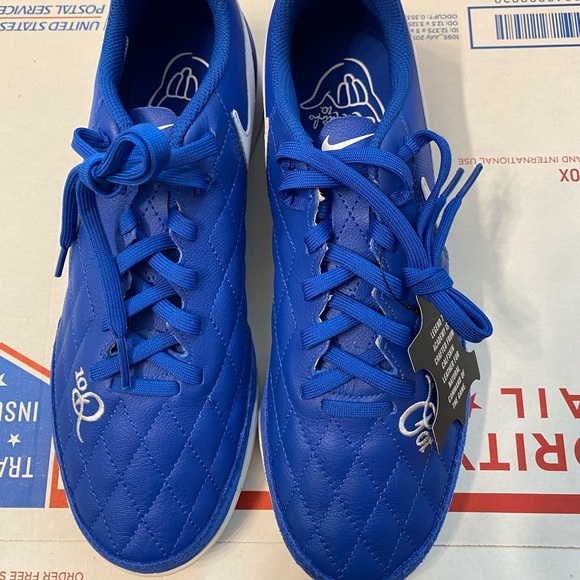 nike legendx 7 academy indoor soccer shoes